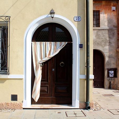 Porta Del Carmine Bed & Breakfast Comacchio Exterior foto